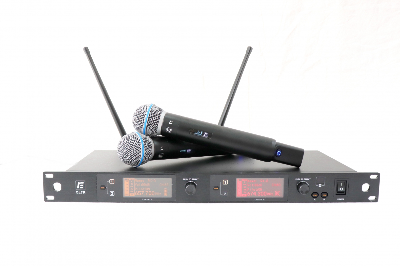 RFIntell QL7R/T1-B 720,500-754,000 МГц 2-канальная радиосистема с 2-мя ручными микрофонами в Трехгорном