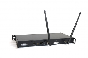 RFIntell QL7R/T1-A 651,800-683,400 МГц 2-канальная радиосистема с 2-мя ручными микрофонами в Трехгорном